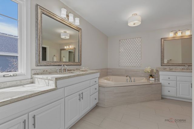 960 Danielson Court, Gurnee, IL 60031