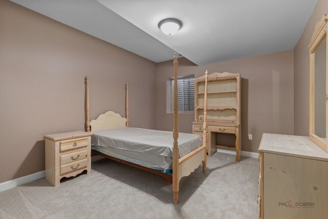 960 Danielson Court, Gurnee, IL 60031