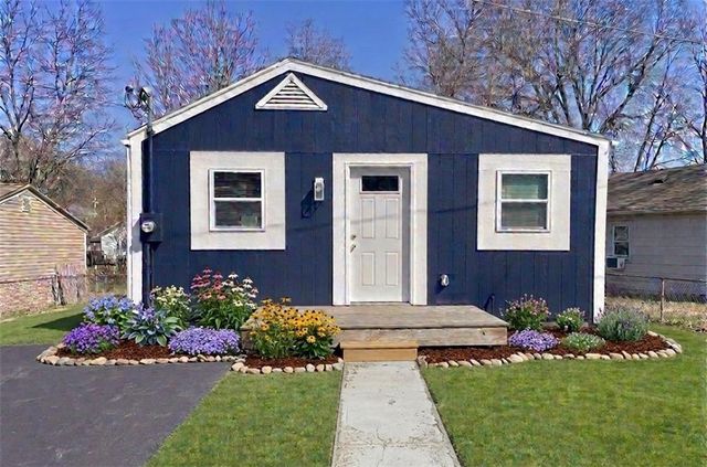 556 S Carlisle Drive, Sugar Creek, MO 64054