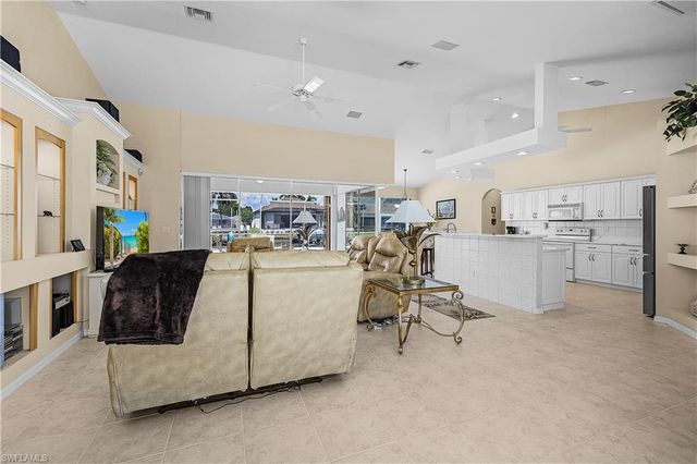 1210 SE 21st AVE, Cape Coral, FL 33990