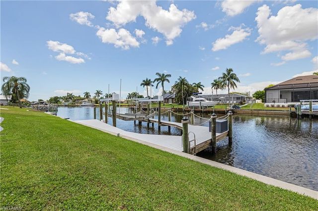 1210 SE 21st AVE, Cape Coral, FL 33990
