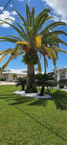 1210 SE 21st AVE, Cape Coral, FL 33990
