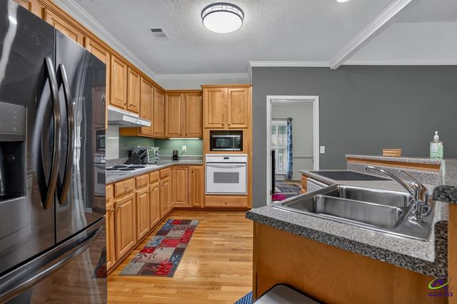 527 Sugarloaf Drive, Macon, GA 31204