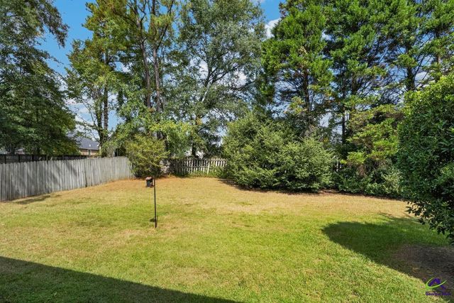 527 Sugarloaf Drive, Macon, GA 31204