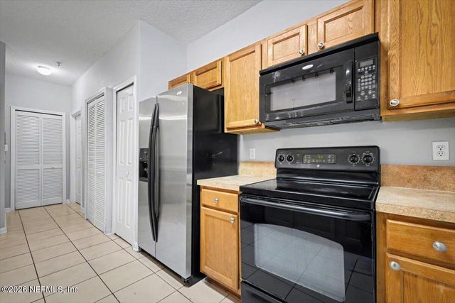 3631 KIRKPATRICK Circle 3, Jacksonville, FL 32210