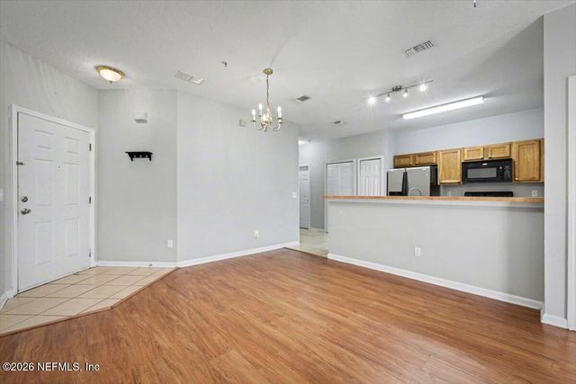 3631 KIRKPATRICK Circle 3, Jacksonville, FL 32210