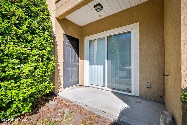 3631 KIRKPATRICK Circle 3, Jacksonville, FL 32210