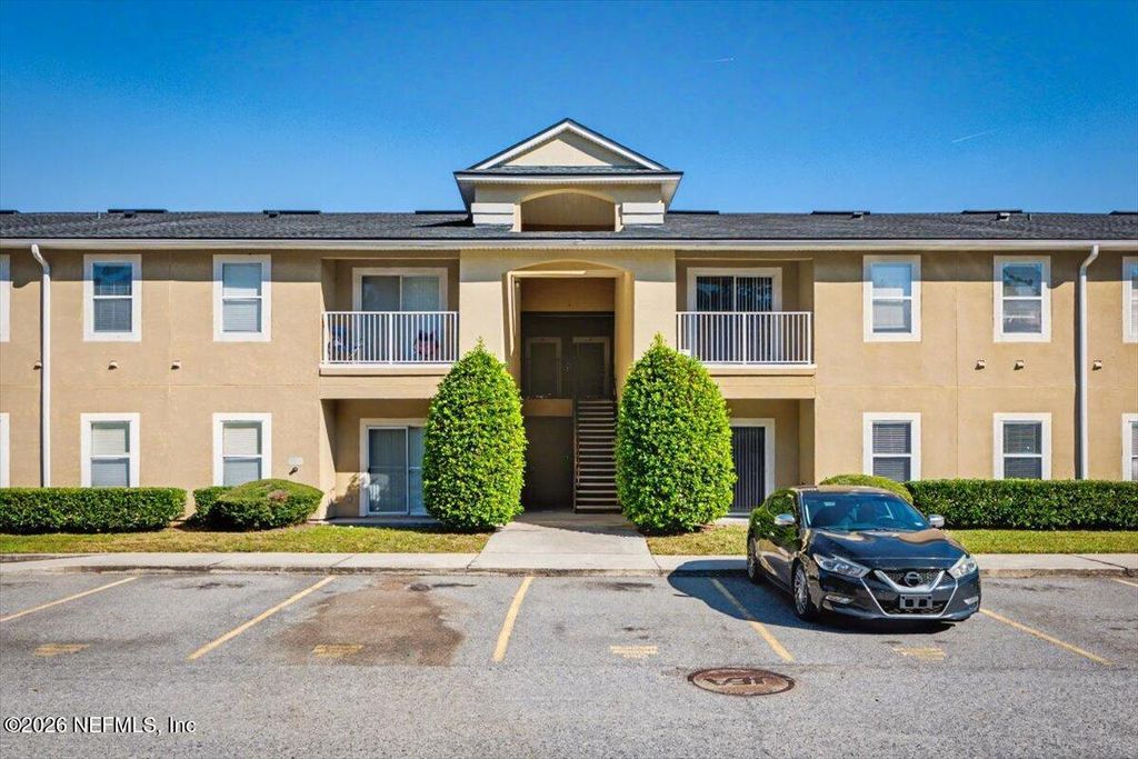 3631 KIRKPATRICK Circle 3, Jacksonville, FL 32210