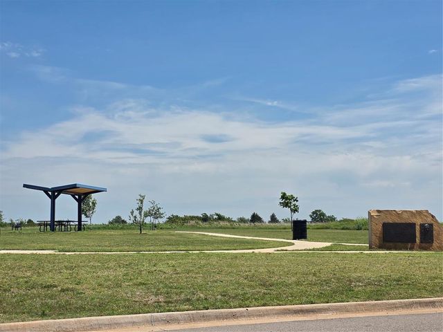 2115 Arcady Avenue, Norman, OK 73026