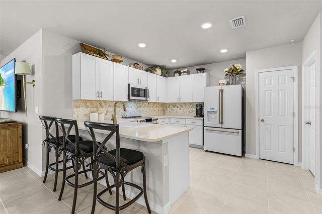 25016 E LENOX CIRCLE, Punta Gorda, FL 33950