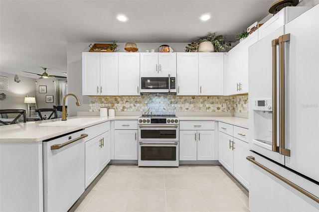25016 E LENOX CIRCLE, Punta Gorda, FL 33950