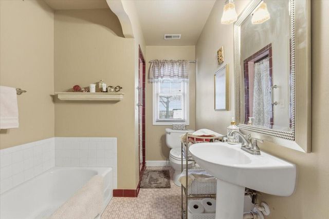 3560 5TH Avenue, Council Bluffs, IA 51501