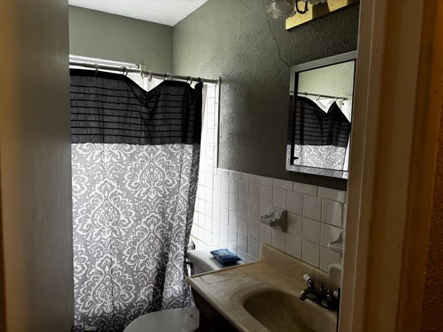 2618 Hearthstone Drive, Farmers Branch, TX 75234