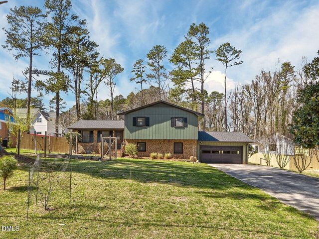 5017 Pine Trail Drive, Durham, NC 27712