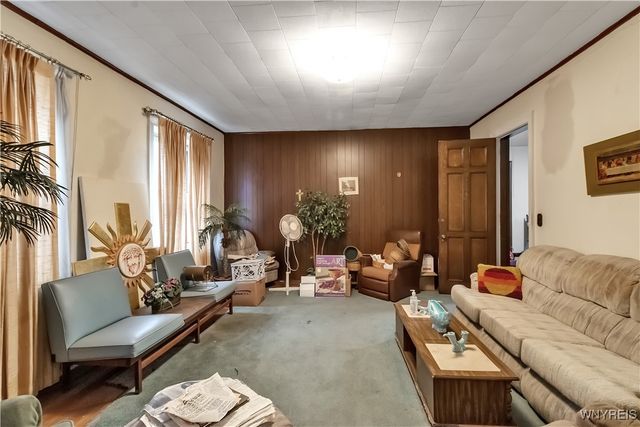 101 Swinburne Street, Buffalo, NY 14212