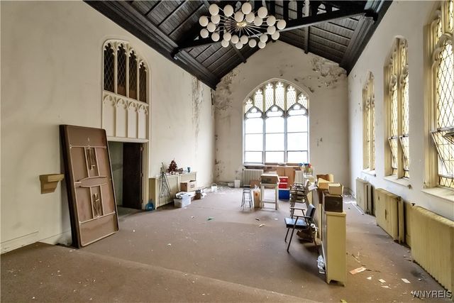 101 Swinburne Street, Buffalo, NY 14212