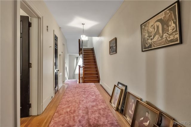 101 Swinburne Street, Buffalo, NY 14212