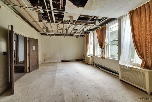 101 Swinburne Street, Buffalo, NY 14212