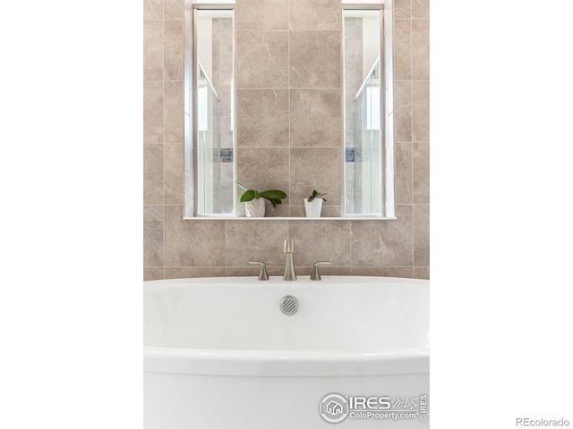 2232 Sedgwick Court, Longmont, CO 80503