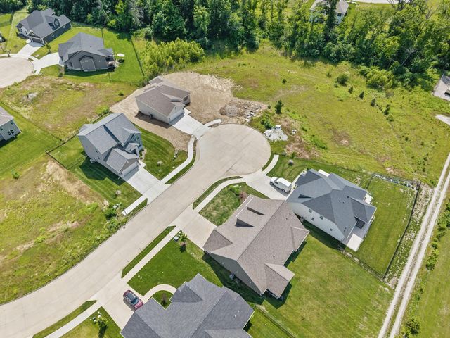 3923 FORESTER CT, Columbia, MO 65202