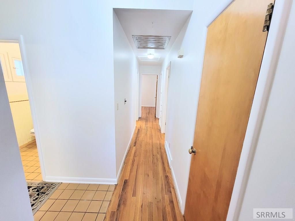 Image 18 of property listing at 967 S Woodruff Avenue, Idaho Falls, ID 83404