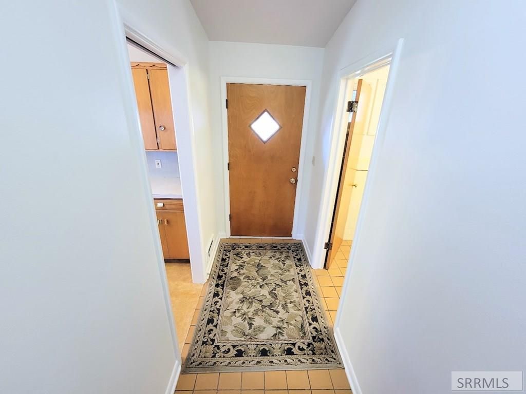 Image 3 of property listing at 967 S Woodruff Avenue, Idaho Falls, ID 83404