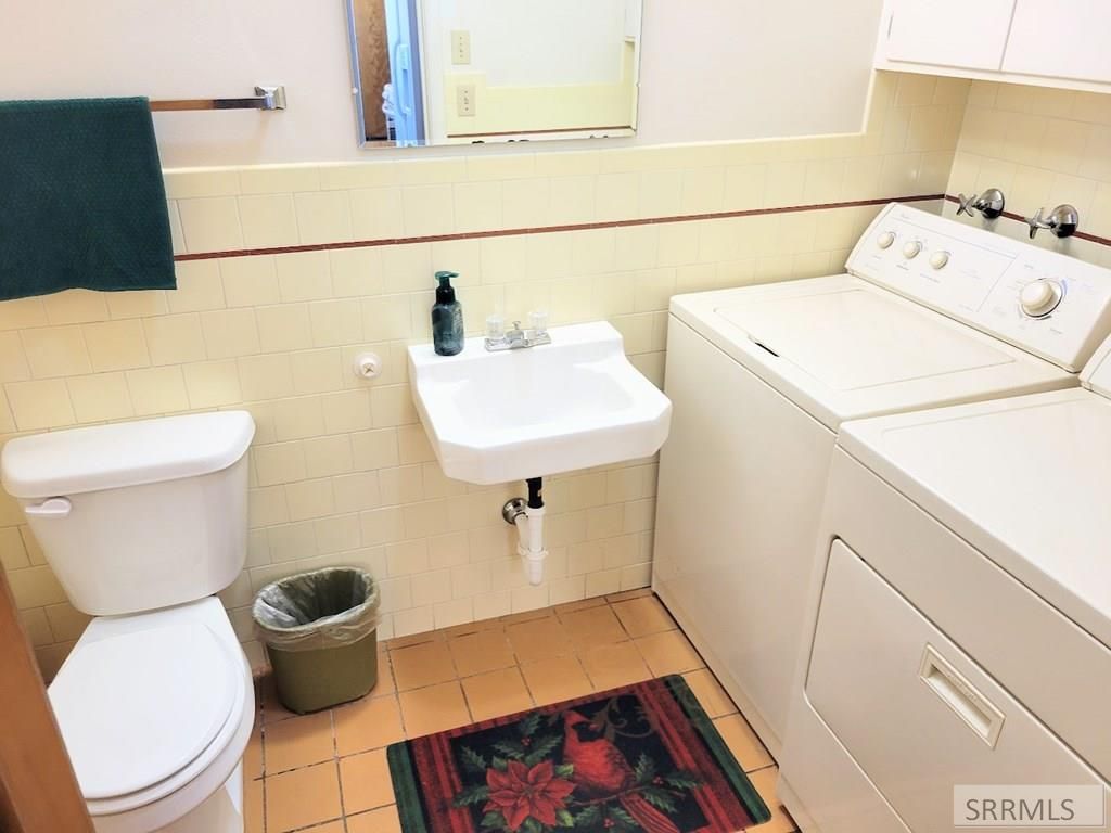 Image 4 of property listing at 967 S Woodruff Avenue, Idaho Falls, ID 83404