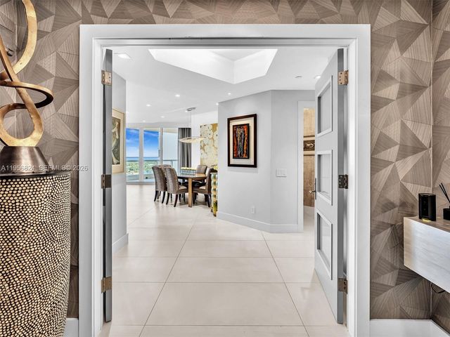 21200 Point Pl 1503 S.E Corner Turn Key, Aventura, FL 33180