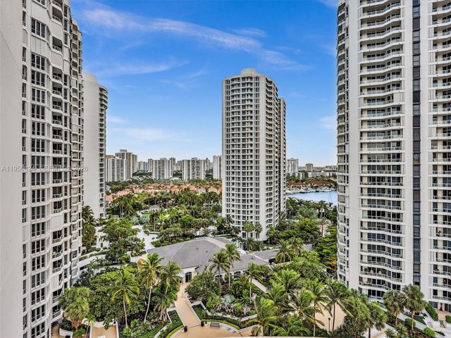 21200 Point Pl 1503 S.E Corner Turn Key, Aventura, FL 33180