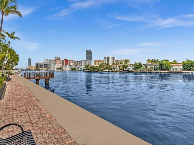 21200 Point Pl 1503 S.E Corner Turn Key, Aventura, FL 33180