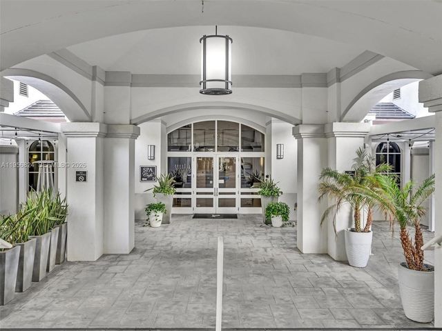 21200 Point Pl 1503 S.E Corner Turn Key, Aventura, FL 33180