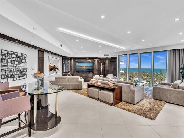 21200 Point Pl 1503 S.E Corner Turn Key, Aventura, FL 33180