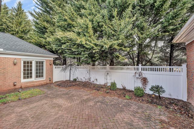 625 Highfield RD, Salem, VA 24153