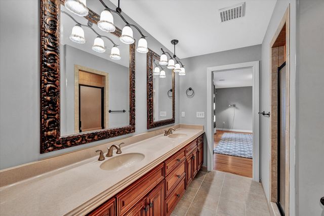 625 Highfield RD, Salem, VA 24153