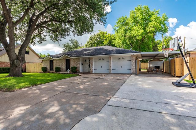 1001 Sharie Street, Deer Park, TX 77536