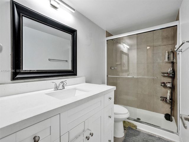 800 Parkview Dr 131, Hallandale Beach, FL 33009