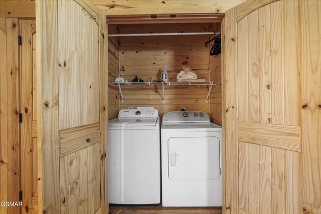 5236 Mathis Branch Road, Cosby, TN 37722