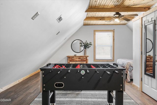 5236 Mathis Branch Road, Cosby, TN 37722