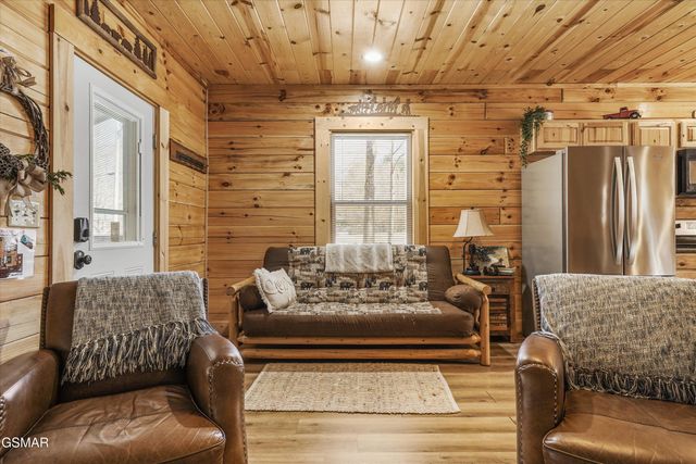 5236 Mathis Branch Road, Cosby, TN 37722