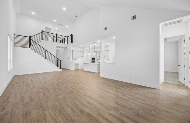 13805 Ballast Green Drive, Texas City, TX 77568