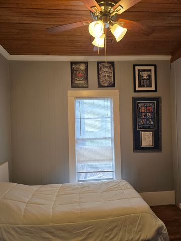 600 NW 2nd Street, Hubbard, TX 76648