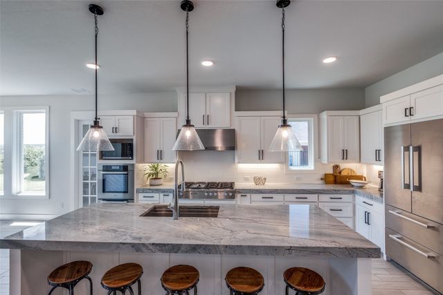 1224 Karsten Ridge Pass, Gunter, TX 75058