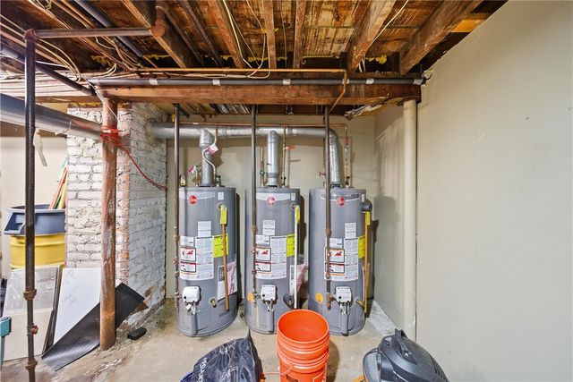 616 Lonsdale Avenue, Central Falls, RI 02863