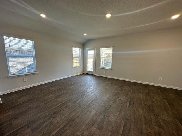 113 BRIGGS LN, San Marcos, TX 78666