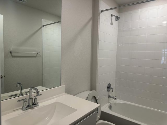 113 BRIGGS LN, San Marcos, TX 78666
