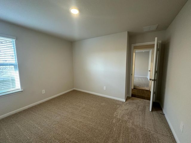 113 BRIGGS LN, San Marcos, TX 78666