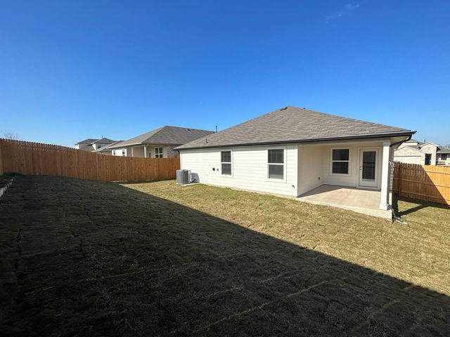 113 BRIGGS LN, San Marcos, TX 78666