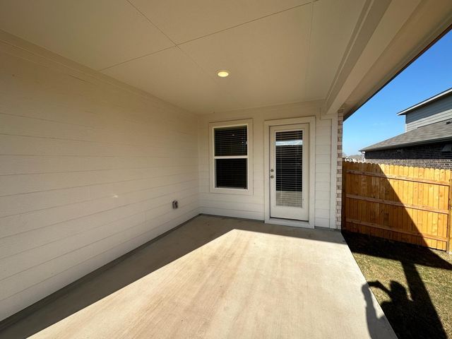 113 BRIGGS LN, San Marcos, TX 78666
