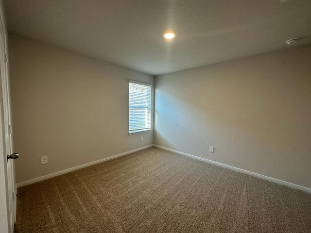 113 BRIGGS LN, San Marcos, TX 78666