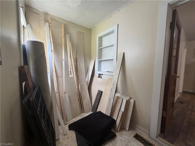 324 E Mcculloch Street, Greensboro, NC 27406
